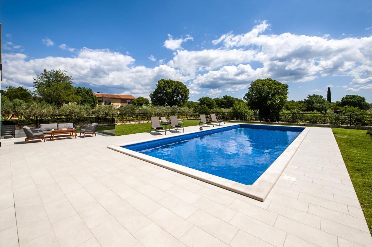 Villa Xo Ρόβινι Εξωτερικό φωτογραφία