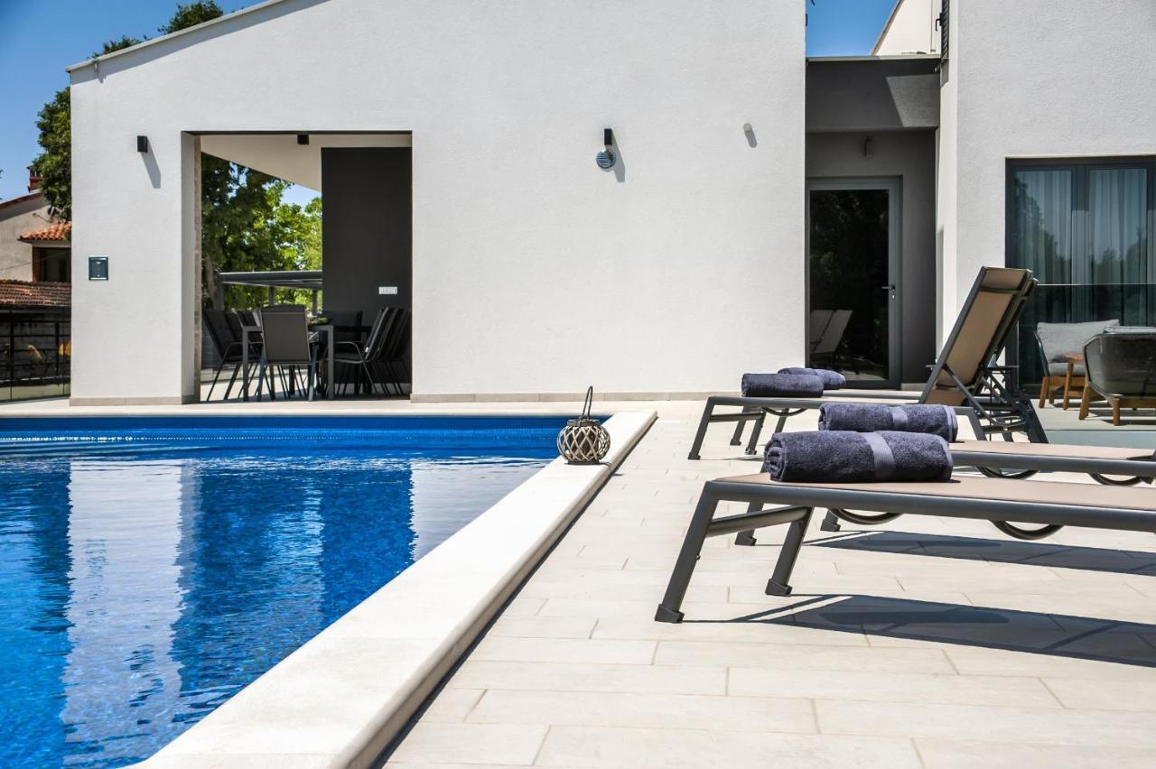 Villa Xo Ρόβινι Εξωτερικό φωτογραφία